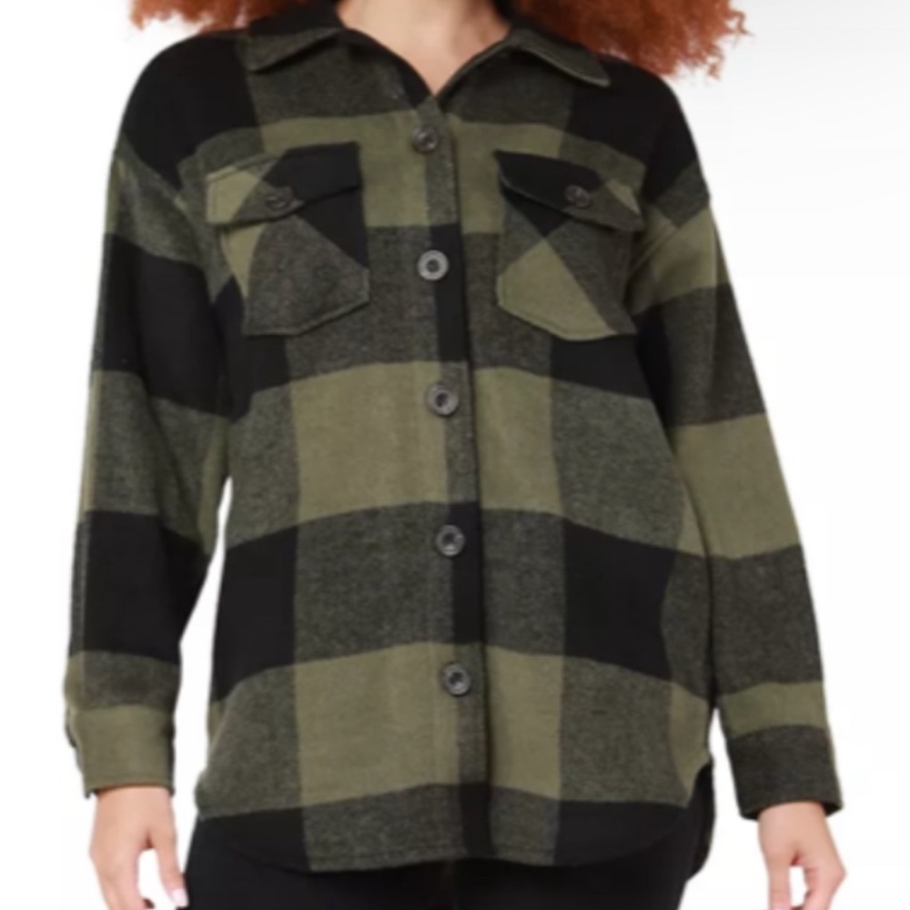 Women's M Oversized Plaid Button-Front Shacket